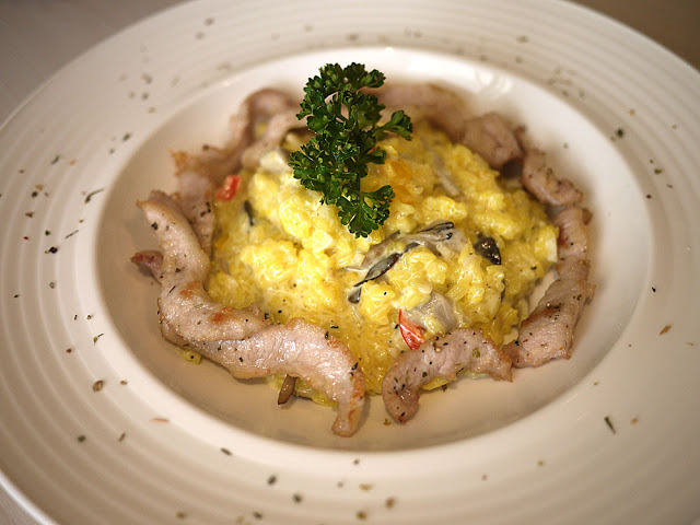 奶香卡滋松板豬燉飯