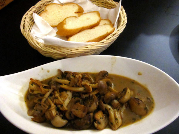 ABV Bar & Kitchen:【台北市】地中海風味西班牙海鮮鍋飯-ABV Bar & Kitchen