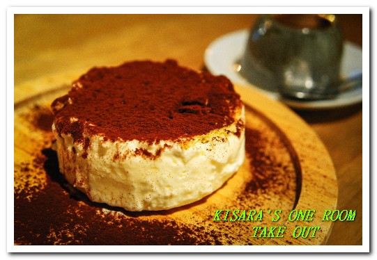 TAKE OUT burger & cafe：大安區早午餐．下午茶．手工漢堡美式餐廳──TAKE OUT