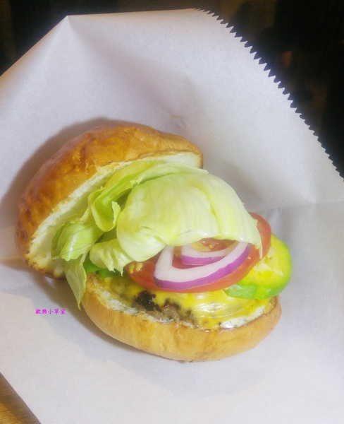 TAKE OUT burger & cafe:【台北美食】TAKE OUT美式餐廳@台北大安區/精釀啤酒/純手工漢堡