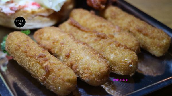 TAKE OUT burger & cafe:【台北美食】TAKE OUT美式餐廳@台北大安區/精釀啤酒/純手工漢堡