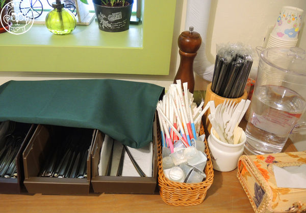 初鹿小站二店:呷飽祙【新北板橋・初鹿小站二店】純鮮乳做的吐司