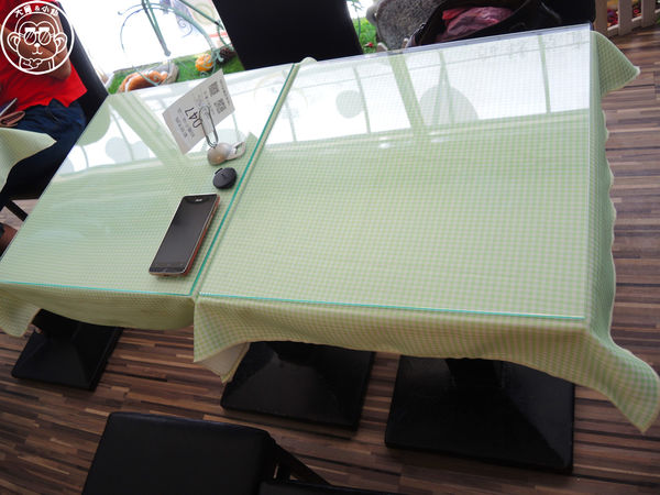 初鹿小站二店:呷飽祙【新北板橋・初鹿小站二店】純鮮乳做的吐司