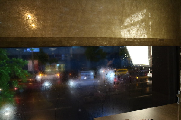 問鼎麻辣鍋養生鍋：【台北美食】一邊玩一邊吃，超優環境的問鼎麻辣鍋養生鍋@忠孝敦化站