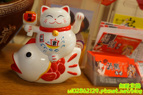 酒鶴壽司：【台南-中西區】平價x日式料理..食吧丼=18種海鮮...滿千送百/平日中午丼飯特價《酒鶴壽司》