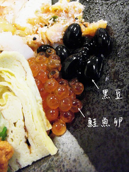 酒鶴壽司：【台南】酒鶴壽司，日式料理／男子漢の食吧丼！足足18種澎湃食材！