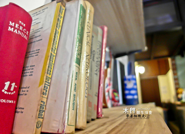 木門朝午洋食 MOMENT：台南 中西區． 舒適老房子有著美味鬆餅   木門朝午洋食 MOMENT