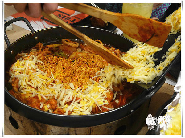 OMAYA(桃園莊敬店):【桃園 韓式料理】春川炒雞創始店在桃園~滿滿起司搭上酸辣韓式炒雞,還有可愛的棉花糖泡泡