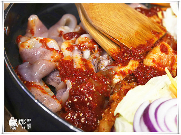 OMAYA(桃園莊敬店):【桃園 韓式料理】春川炒雞創始店在桃園~滿滿起司搭上酸辣韓式炒雞,還有可愛的棉花糖泡泡