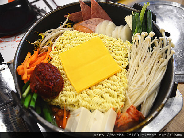 OMAYA莊敬店--藝文特區韓式料理