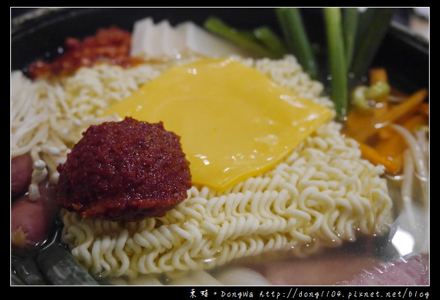 【桃園食記】全台第一間創始店|起司部隊火鍋 棉花糖泡泡飲|OMAYA 春川炒雞排鍋莊敬店