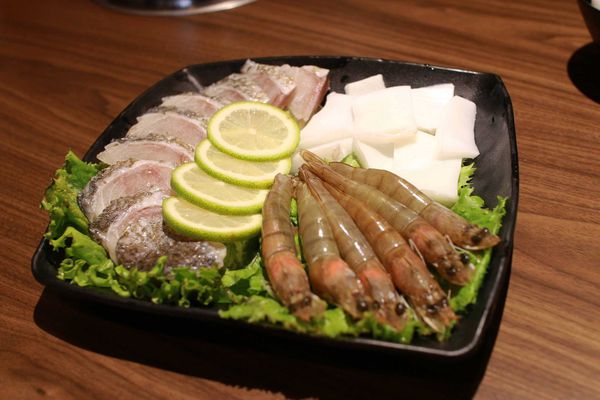 【新莊火鍋】樂崎火鍋-純正湯頭,海產鮮甜