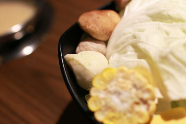 【新莊火鍋】樂崎火鍋-純正湯頭,海產鮮甜