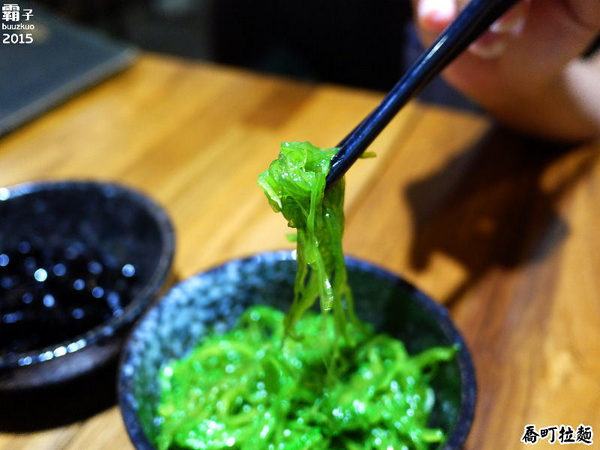 喬町拉麵：喬町拉麵，少見的濃郁雞湯系拉麵，一碗不到兩百元有叉燒還有糖心蛋～