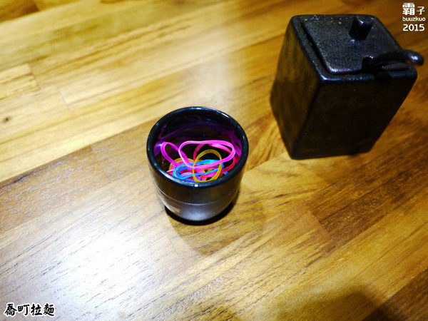 喬町拉麵：喬町拉麵，少見的濃郁雞湯系拉麵，一碗不到兩百元有叉燒還有糖心蛋～