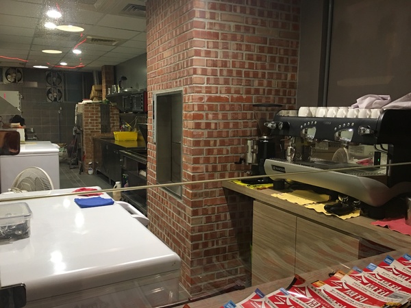 彭巴草原炭火牛排館：[台北食記] 採預約制～彭巴草原炭火牛排館。（簡單，自然）選用新鮮食材料理、簡單香料做提味， 讓饕客們真正的品嚐到阿根廷在地料理。