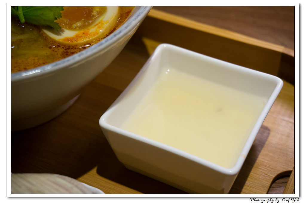 葉影瓶像版權所有