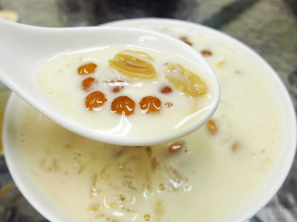 【板橋美食】鴉片粉圓-夢幻鴉片豆花一吃就上癮-新埔捷運站致理