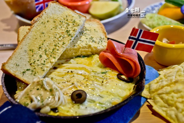 壹零捌 · 一:台南 中西區. 豐富早午餐、下午茶 還提供居所的 壹零捌 • 一