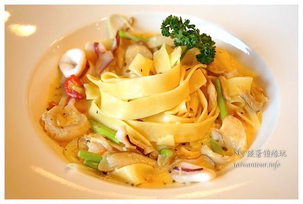 Chop Chop 恰恰食堂:市政府捷運站阪急百貨【Chop Chop恰恰親子餐廳】