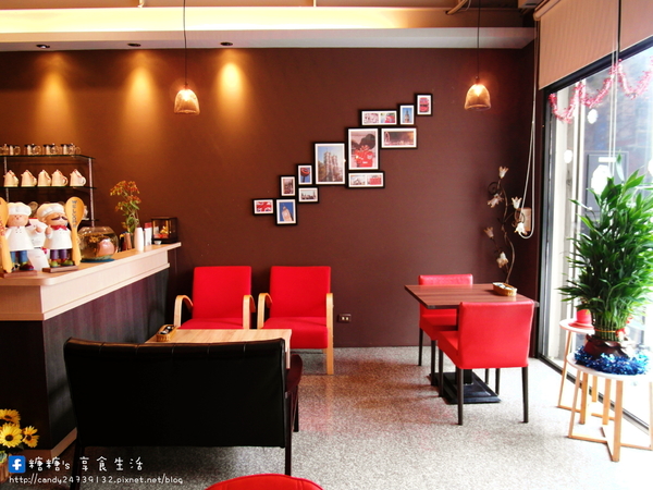 Red coffee&food:〖台中│美食〗Red coffee 對的咖啡 ❤ 強力推薦焗烤米麵,層次豐富,Q彈美味,店內還有提供比利時鬆餅、簡餐、輕食、鍋物及各式飲品唷!!