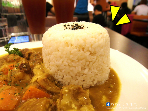 隨便CHIN TSAI:〖台中│美食〗隨便CHIN TSAI ❤ 一點也不隨便的隨便義大利麵~爆多蛤蜊青醬義大利麵超吸睛!!料多味美,還有加麵不加價的優惠唷!!