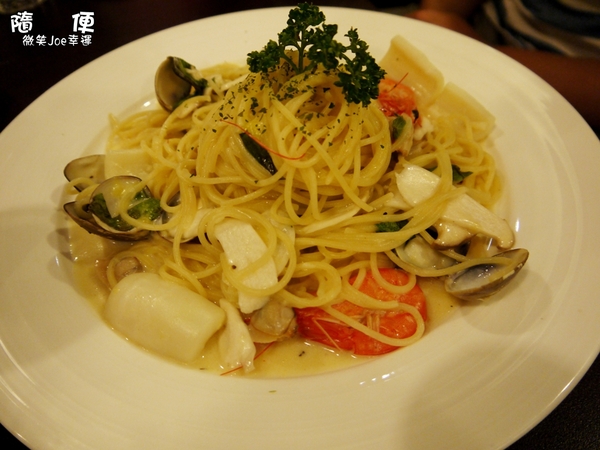 隨便CHIN TSAI：[台中西區]隨便義大利麵，終於吃到你了!