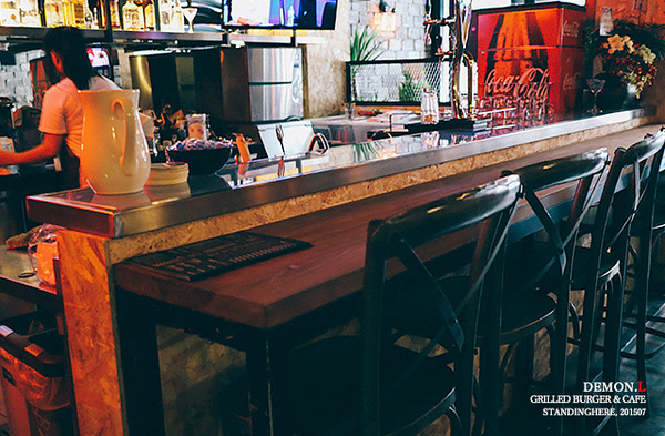 DemonL美式餐廳： Demon.L 美式餐廳, 捷運市政府站高 CP 值之惡魔風味運動酒吧