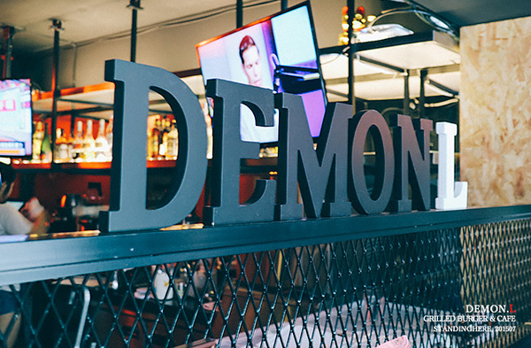 DemonL美式餐廳： Demon.L 美式餐廳, 捷運市政府站高 CP 值之惡魔風味運動酒吧