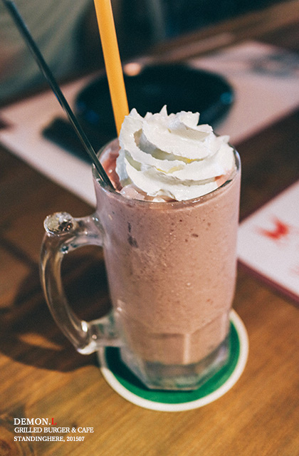 DemonL美式餐廳： Demon.L 美式餐廳, 捷運市政府站高 CP 值之惡魔風味運動酒吧