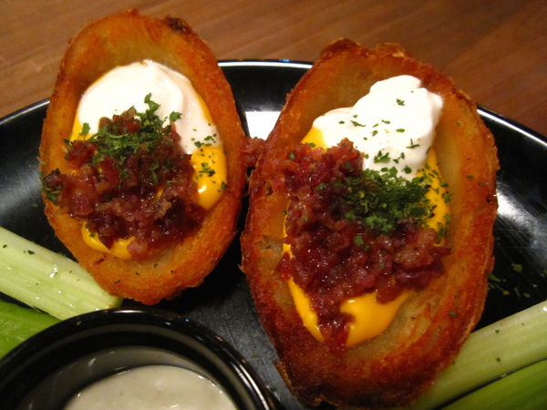 DemonL美式餐廳:【台北市】年輕人築夢打造經典美式料理餐廳-DemonL美式餐廳