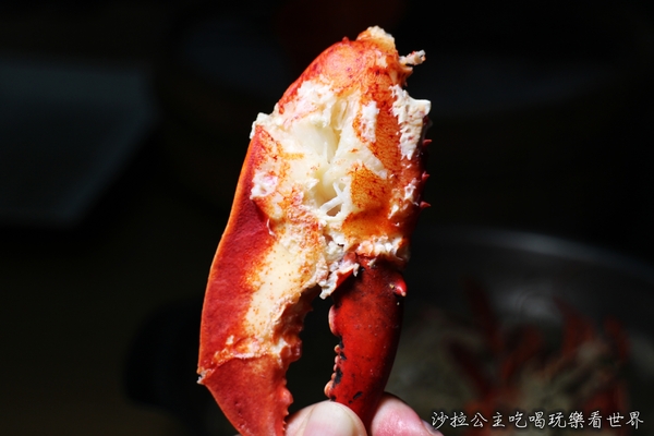 味之町精緻石頭火鍋涮涮鍋(吉林店):活蝦、帝王蟹火鍋吃到飽『味之町精緻石頭火鍋涮涮鍋(吉林店)』瓶裝啤酒任你喝