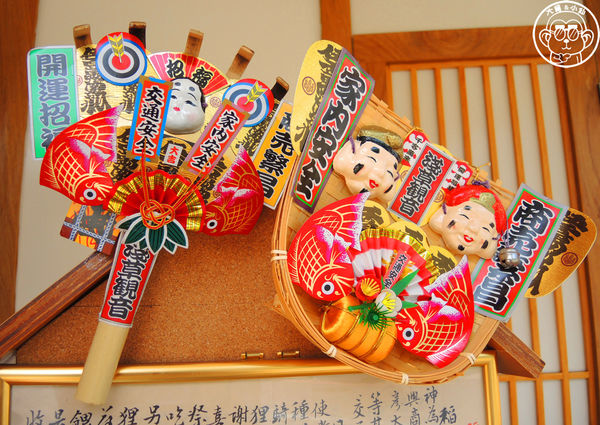 小晴空：呷飽祙【新北板橋･小晴空】稻荷神社裡賣立吞三明治