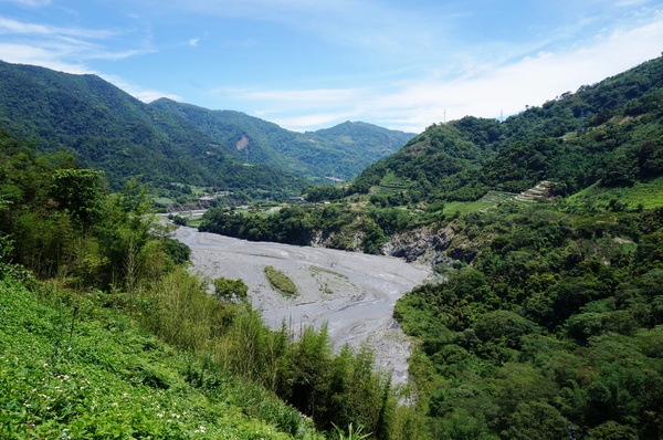 武界曲冰部落：[南投.仁愛] 曲冰部落：純樸美麗的山間部落