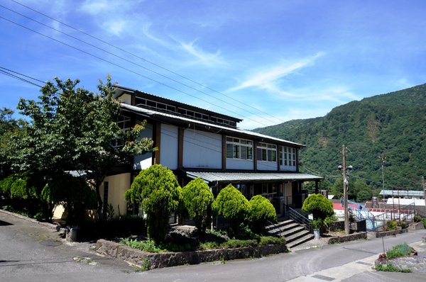 武界曲冰部落：[南投.仁愛] 曲冰部落：純樸美麗的山間部落