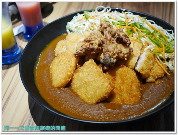 食屋重次郎:捷運中山站 食屋重次郎 雪花咖哩烏龍麵/巨無霸咖哩飯~東京當紅神奇幕斯烏龍麵等你來試試