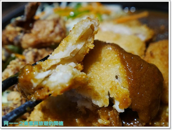 食屋重次郎:捷運中山站 食屋重次郎 雪花咖哩烏龍麵/巨無霸咖哩飯~東京當紅神奇幕斯烏龍麵等你來試試