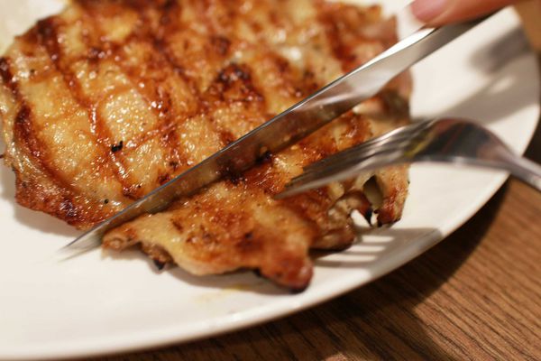 【新莊牛排館】超越原味炭烤牛排-安格斯、Prime原汁原肉的美味-輔大