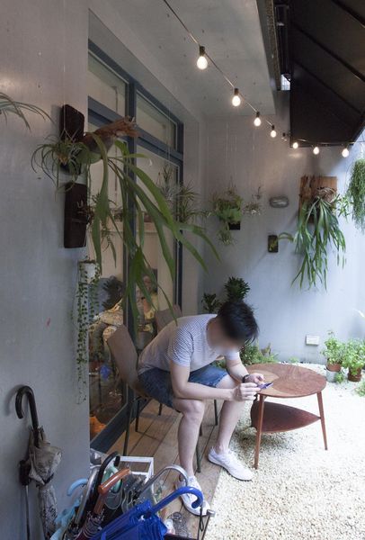 生活在他方 - 24