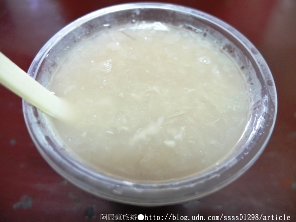 雪晶冰菓室：【美食特搜。屏東市】雪晶冰菓室。阿嬤ㄟ香Q冷凍芋 一甲子懷舊老冰菓室 屏東夜市美食篇