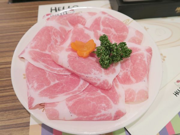 Hello Kitty Shabu Shabu：[OpenRice新店快閃祕密]台北 捷運忠孝敦化站 HELLO KITTY Shabu-Shabu ~kitty迷瘋狂之地