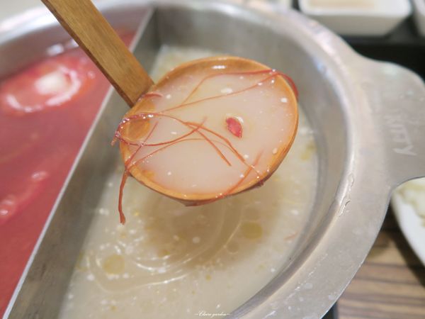 Hello Kitty Shabu Shabu：[OpenRice新店快閃祕密]台北 捷運忠孝敦化站 HELLO KITTY Shabu-Shabu ~kitty迷瘋狂之地