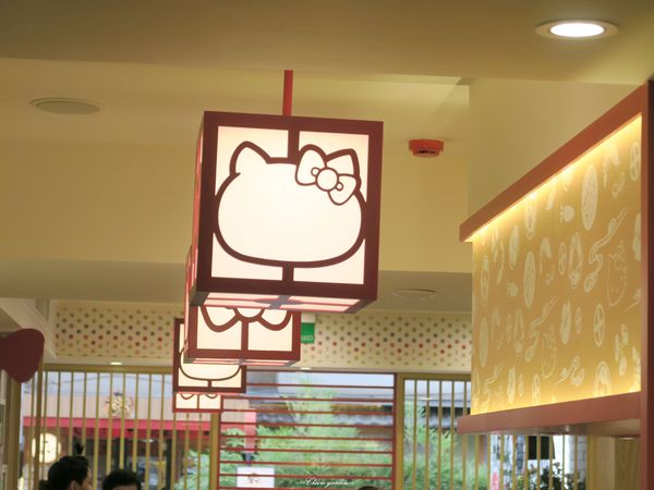 Hello Kitty Shabu Shabu：[OpenRice新店快閃祕密]台北 捷運忠孝敦化站 HELLO KITTY Shabu-Shabu ~kitty迷瘋狂之地