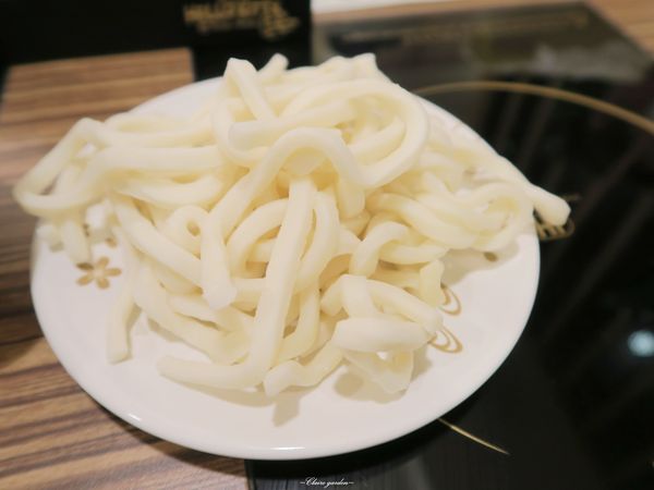 Hello Kitty Shabu Shabu：[OpenRice新店快閃祕密]台北 捷運忠孝敦化站 HELLO KITTY Shabu-Shabu ~kitty迷瘋狂之地