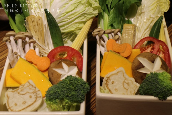 HELLO KITTY 鍋:台北‧東區216巷卡哇伊全球第一間『 HELLO KITTYShabu-Shabu鍋』涮涮鍋搶先體驗