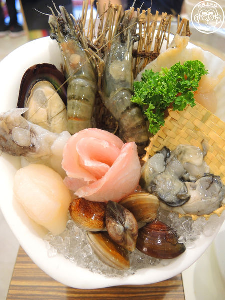 Hello Kitty Shabu Shabu:呷飽祙【台北大安・Hello Kitty Shabu-Shabu】全球首間Hello Kitty火鍋店