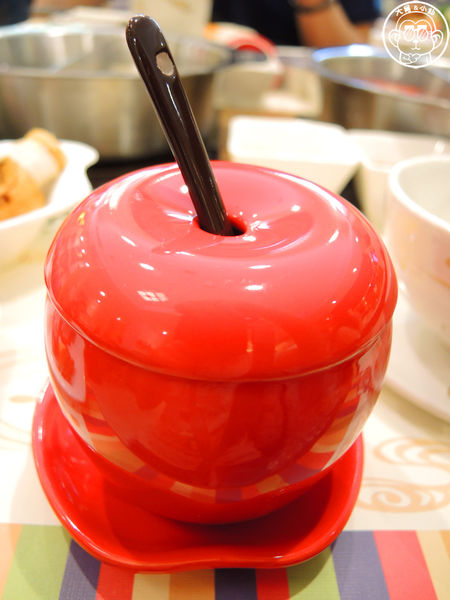 Hello Kitty Shabu Shabu:呷飽祙【台北大安・Hello Kitty Shabu-Shabu】全球首間Hello Kitty火鍋店