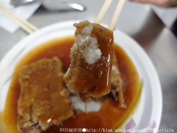 大埔肉燥粿：【美食特搜。屏東市】大埔肉燥粿。屏東版台式厚片 一甲子祖傳肉燥粿 屏東大埔美食篇