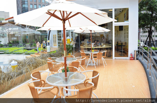 KIRIN一番搾(台北阪急店)：KIRIN 一番搾台北阪急店-消暑冰沙優質炸物!