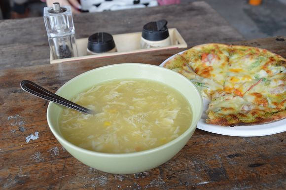 新蘭灣窯烤比薩20